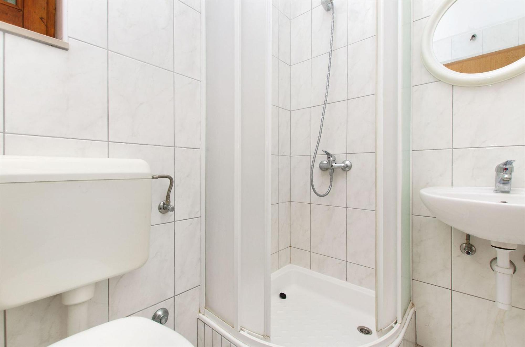Apartments Neva Sumpetar エクステリア 写真