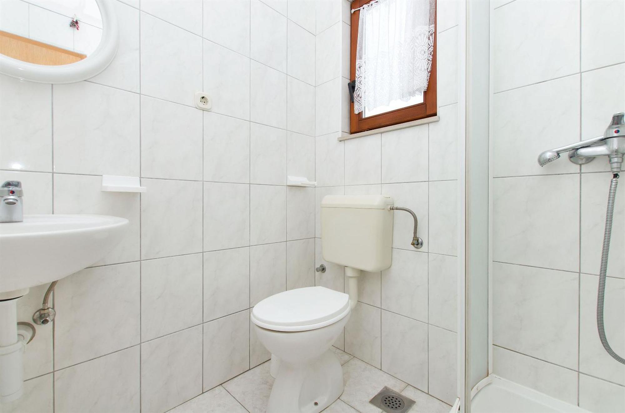 Apartments Neva Sumpetar エクステリア 写真