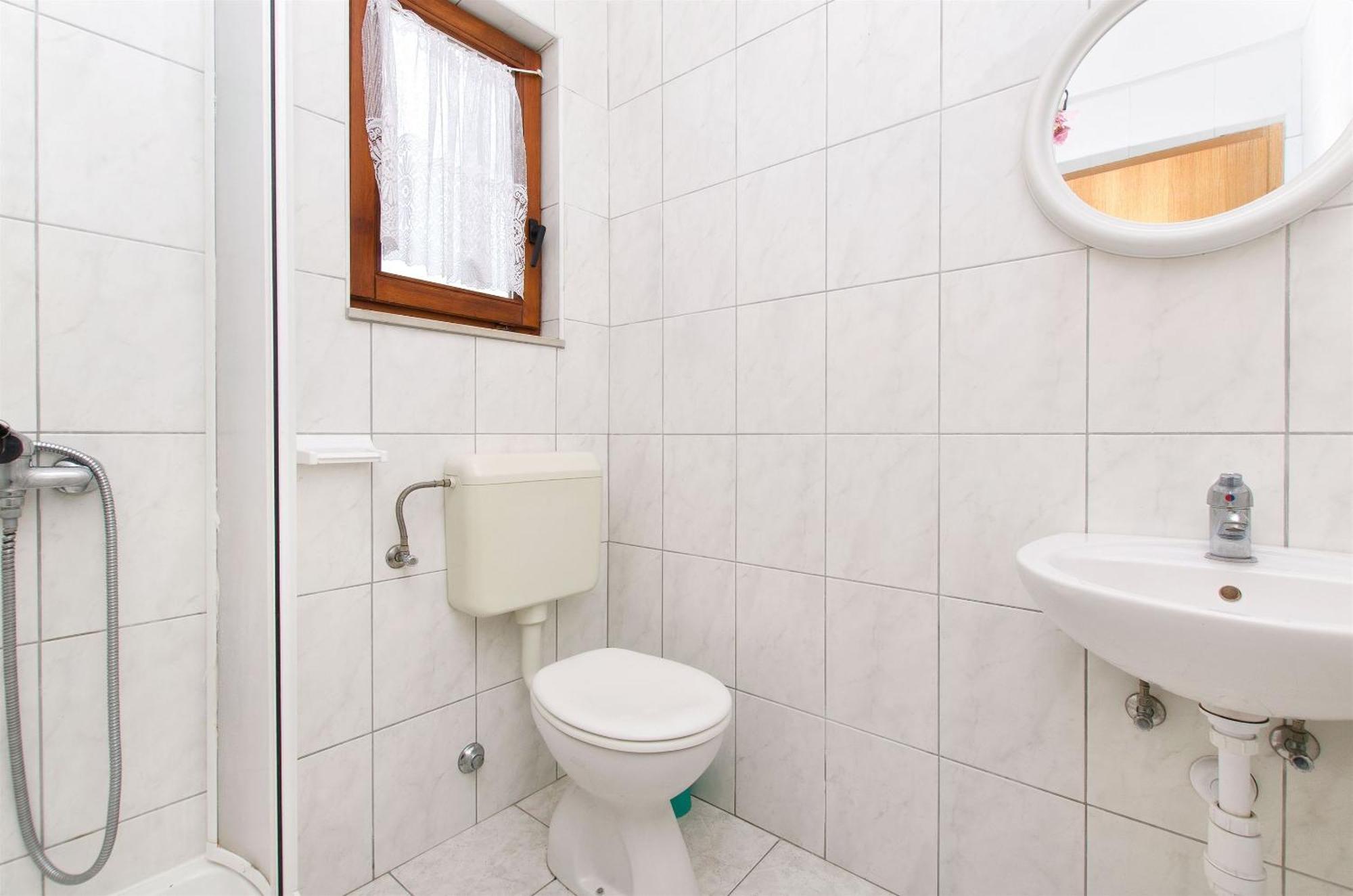 Apartments Neva Sumpetar エクステリア 写真